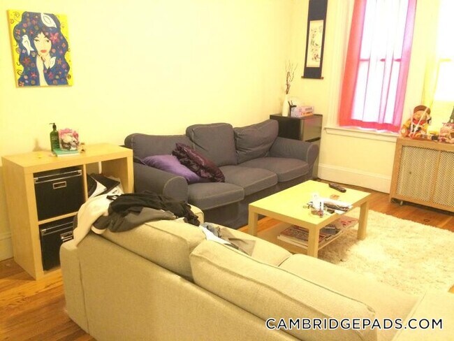 1622 Massachusetts Ave in Cambridge, MA - Building Photo - Building Photo