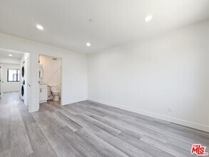 4112 Normandie Ave in Los Angeles, CA - Building Photo - Building Photo