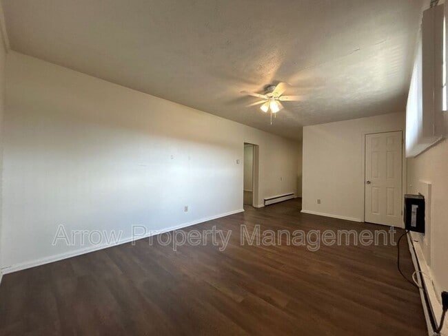 609 W 14th St in Junction City, KS - Foto de edificio - Building Photo