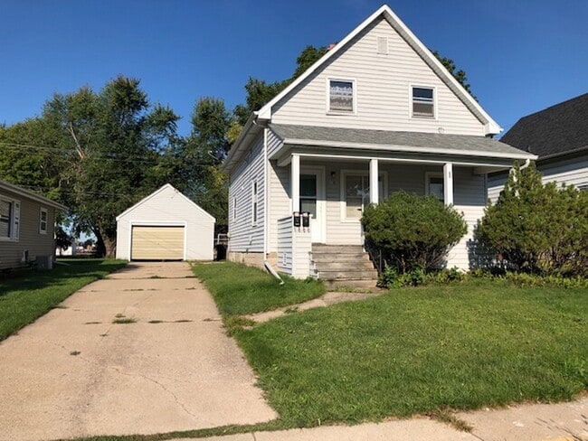 property at 138 N Wilson St