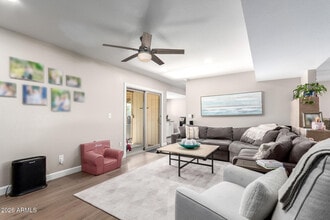 3927 E Cortez St in Phoenix, AZ - Building Photo - Building Photo