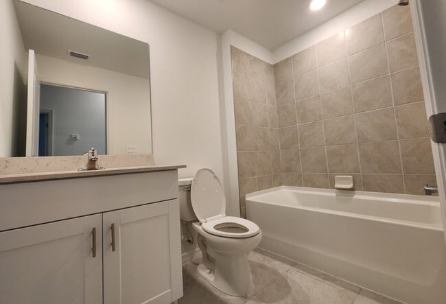 12150 Dakota Ridge Pl in Lehigh Acres, FL - Foto de edificio - Building Photo