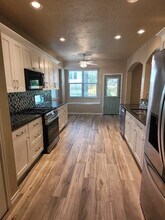 10 E Misty Dawn Dr in Conroe, TX - Building Photo - Building Photo