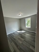 121 Olivia St in Derby, CT - Building Photo - Building Photo