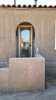 679 2nd Ave in Gustine, CA - Building Photo