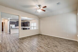 20037 Navarre Terrace in Pflugerville, TX - Building Photo - Building Photo