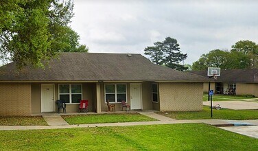 5952 Street B St in St. Francisville, LA - Building Photo - Building Photo