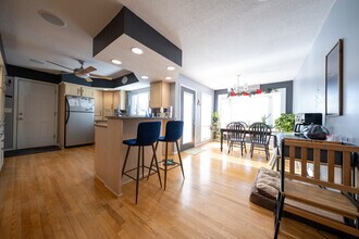 7801 Noble Ave N in Minneapolis, MN - Building Photo - Building Photo