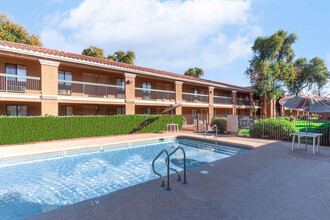 Residence at McDowell in Phoenix, AZ - Building Photo - Building Photo