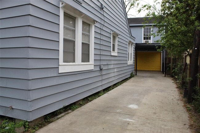 1813 Hatwell St photo'