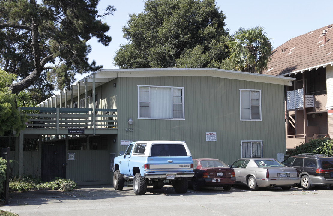 Western Gardens in Oakland, CA - Building Photo