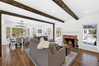 17C Basket Neck Ln in Remsenburg, NY - Building Photo - Building Photo