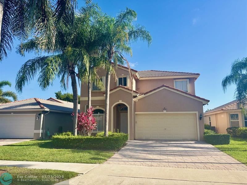 3755 Pebblebrook Ct in Coconut Creek, FL - Building Photo