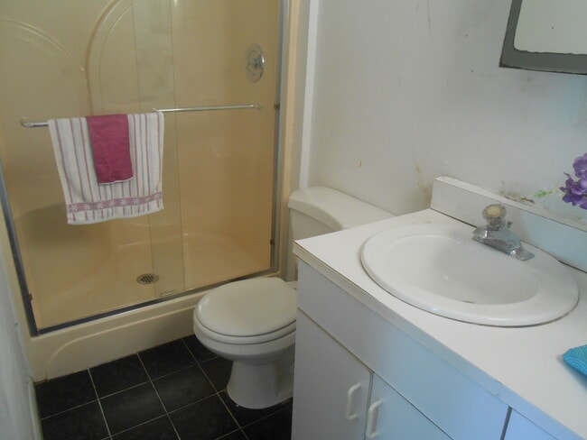 202 Burr Rd, Unit #2, Unit #2