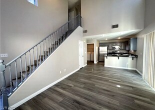 4998 Tioga Pass Ave in Las Vegas, NV - Building Photo - Building Photo