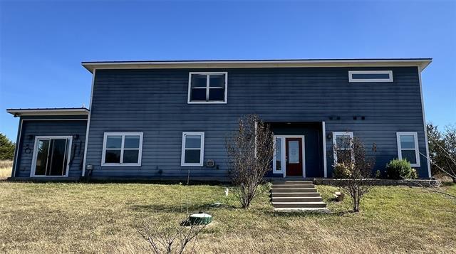 10393 S State Hwy 78 in Blue Ridge, TX - Building Photo