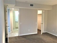 1860 White Oak Dr photo'