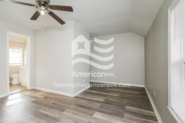 916 1/2 North Willow Road, 74063; #1977520 - 1977520 in Sand Springs, OK - Foto de edificio - Building Photo