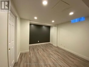 3086 Lavenham Pl in Mississauga, ON - Building Photo - Building Photo