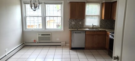 1500 W Touhy Ave in Park Ridge, IL - Building Photo - Building Photo