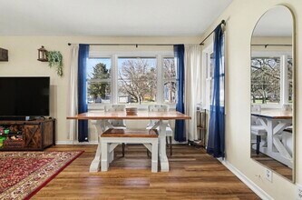 133 W Hughes St in Marshall, MI - Building Photo - Building Photo