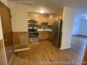 240 Belmont St, Unit #33 in Malden, MA - Foto de edificio - Building Photo