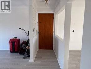 36 Graham Ave in Brantford, ON - Building Photo - Building Photo