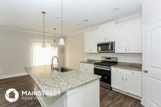 3824 Allenby Pl in Monroe, NC - Foto de edificio - Building Photo