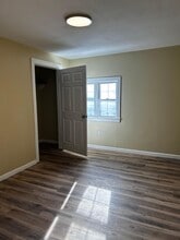 158 Fallbrook St in Carbondale, PA - Foto de edificio - Building Photo