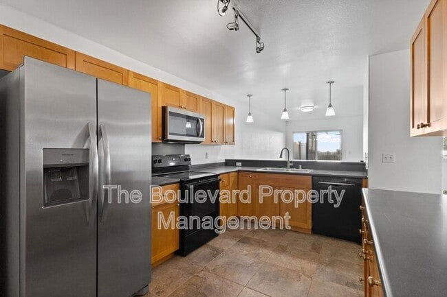 92-7139-7139 Elele St in Kapolei, HI - Building Photo - Building Photo