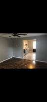 527 Charles St, Unit 1st Floor in Throop, PA - Building Photo