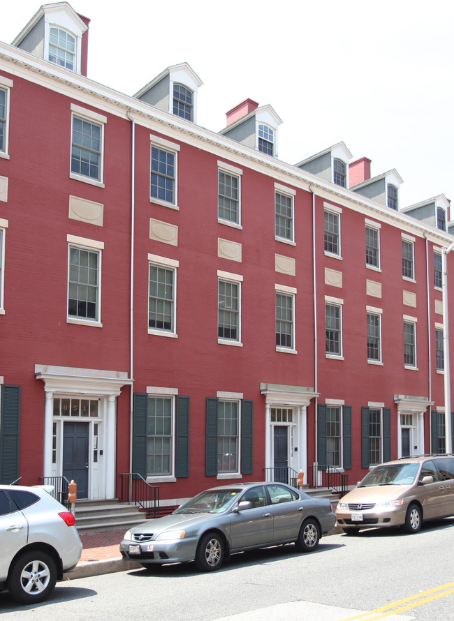 Pascault Row in Baltimore, MD - Foto de edificio - Building Photo