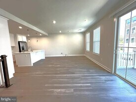 24161 Pissarro Dr in Dulles, VA - Building Photo