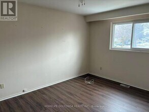 81 Sexton Crescent in Toronto, ON - Building Photo - Building Photo