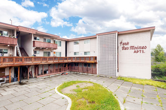 Park Des Moines Apartments in Seattle, WA - Building Photo - Building Photo