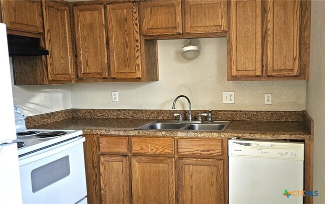 607 N 20th St in Killeen, TX - Building Photo - Building Photo