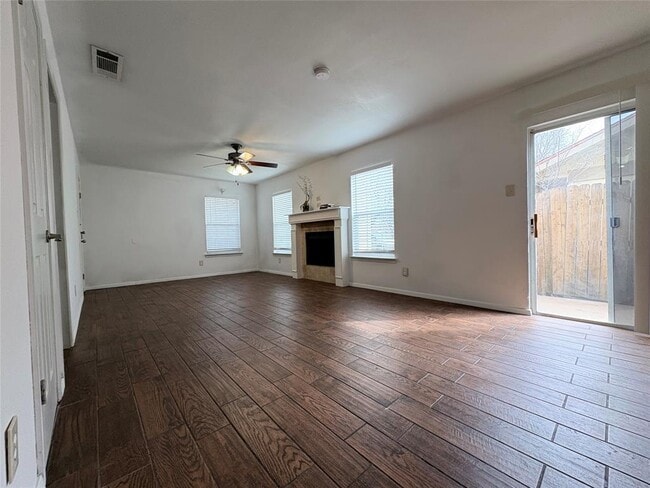 12814 Hymeadow Dr in Austin, TX - Building Photo - Building Photo