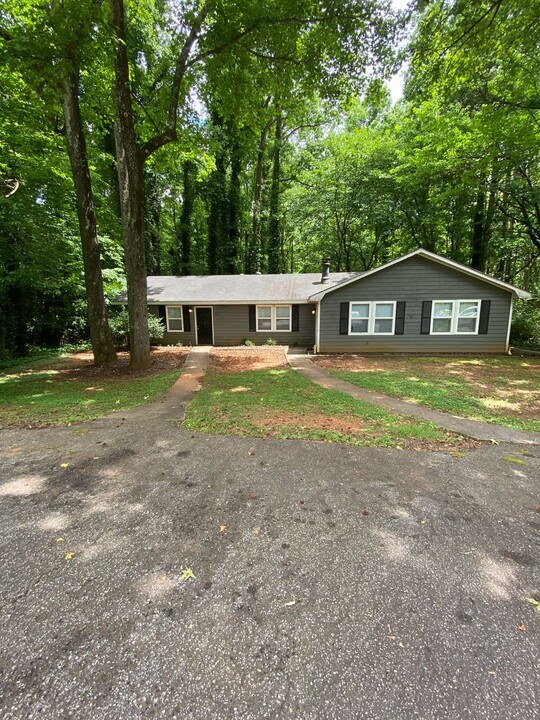 175 Laurie Dr in Athens, GA - Building Photo