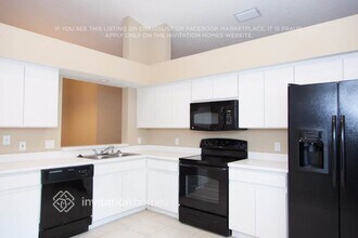 4609 Rockingchair Dr in Valrico, FL - Building Photo - Building Photo