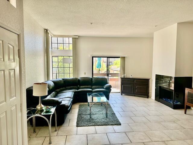 property at 2601 S Broadmoor Dr