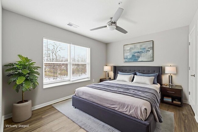 Granville Woods Lofts in Columbus, OH - Foto de edificio - Building Photo