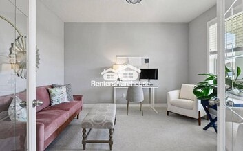 2090 Paisley Path in Chanhassen, MN - Building Photo - Building Photo