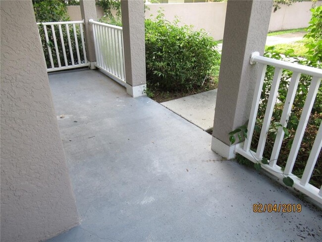 1402 Blue Magnolia Rd in Brandon, FL - Building Photo - Building Photo