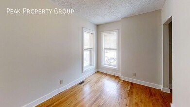 1372 Indianola Ave in Columbus, OH - Building Photo - Building Photo