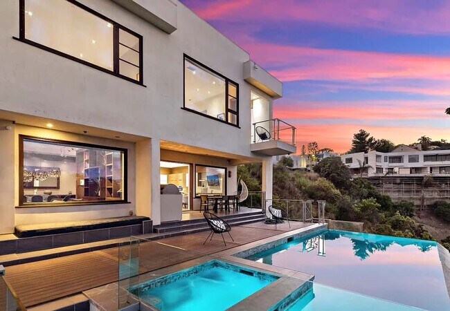 property at 1018 Stradella Rd