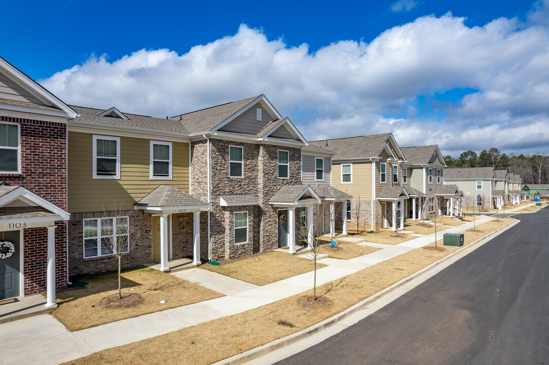 Heritage Townhomes in Lithonia, GA - Building Photo