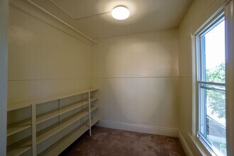 129 Dell St in Syracuse, NY - Building Photo - Building Photo