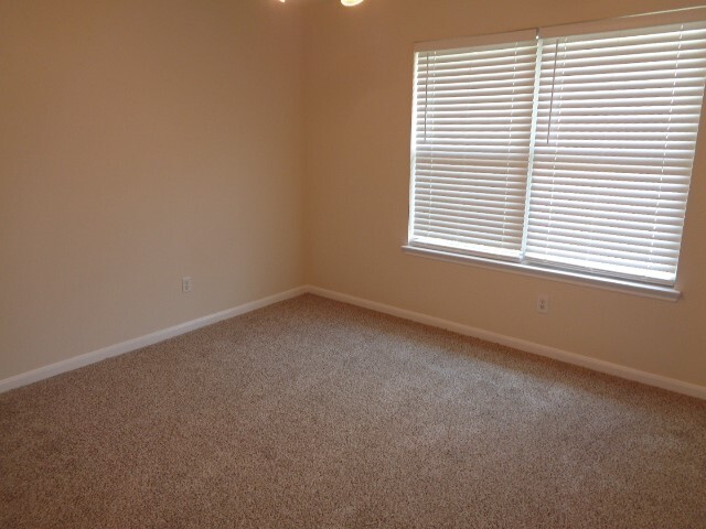 11814 Chetman Dr