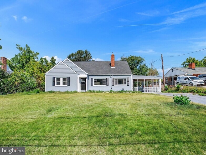 4502 Elmwood Rd in Beltsville, MD - Building Photo
