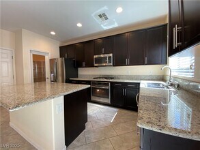 10817 Wrigley Field Ave in Las Vegas, NV - Building Photo - Building Photo